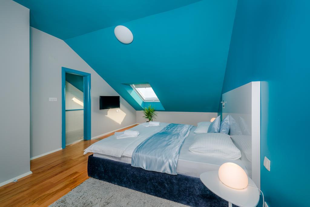 Azzurra Aparthotel Bol